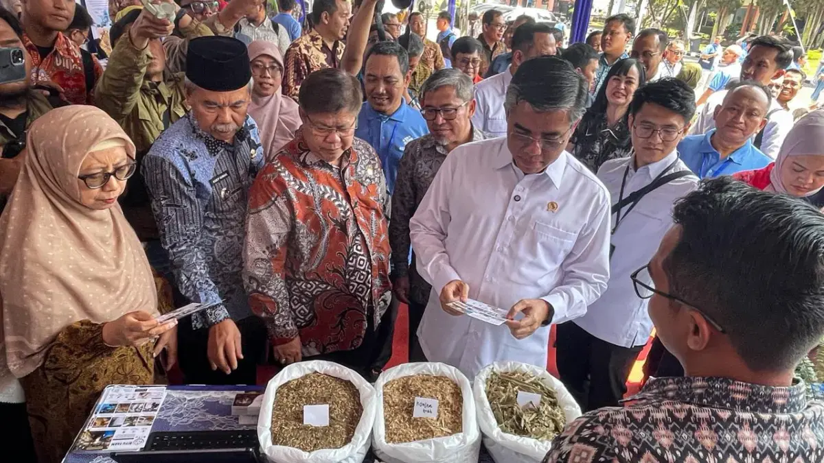 Kemnaker Dorong Kemandirian Ekonomi Lewat Program TKM Menteri Ketenagakerjaan (Menaker), Yassierli, membuka program Tenaga Kerja Mandiri (TKM) lanjutan dan TKM pemu