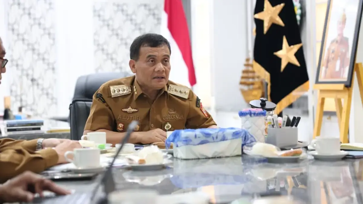 322 Ribu KK di Jateng Masuk Sistem Perlindungan Sosial Digital Sebanyak 322.117 kepala keluarga (KK) di Jawa Tengah telah terdaftar dalam sistem perlindungan sosial digital