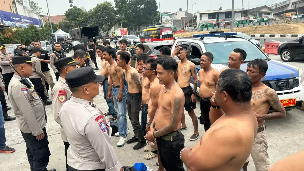 Satgas Pemberantasan Premanisme Polresta Bandung mengamankan 15 orang dalam penertiban di wilayah hukum Polsek