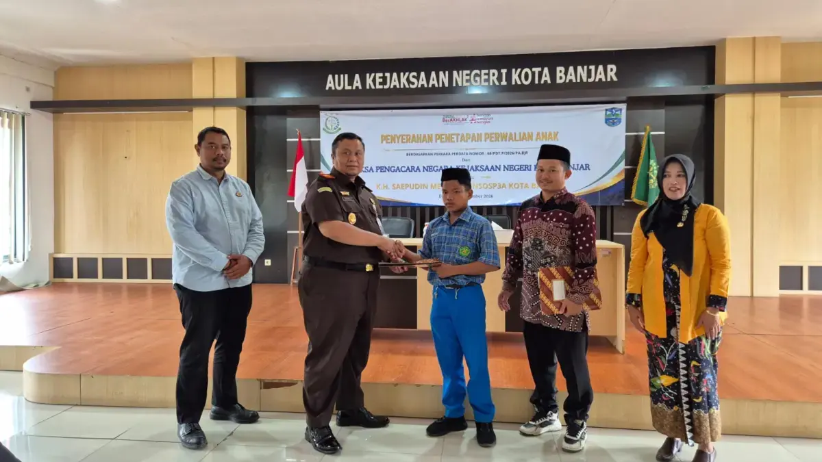 Kejaksaan Negeri Banjar berhasil menetapkam wali bagi AR, anak terlantar asal Desa Binangun Kecamatan Pataruma
