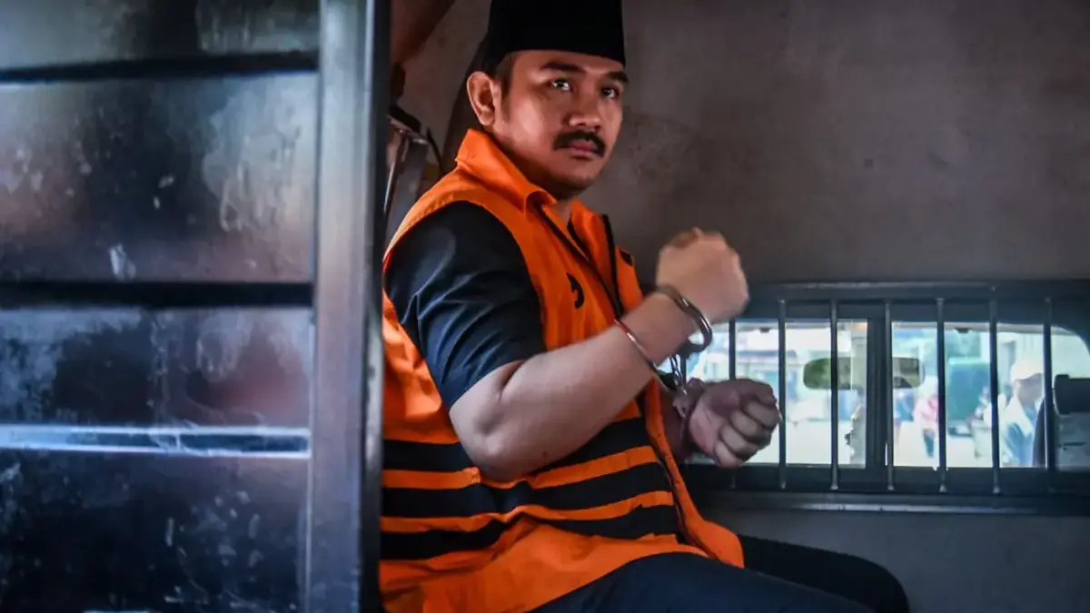 korupsi
