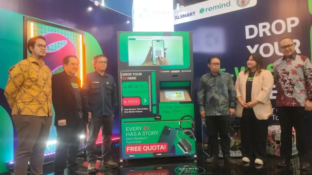 XLSMART Bawa Mesin Penukar Sampah Elektronik ke ITB, Dorong Generasi Muda Terapkan Ekonomi Sirkular
