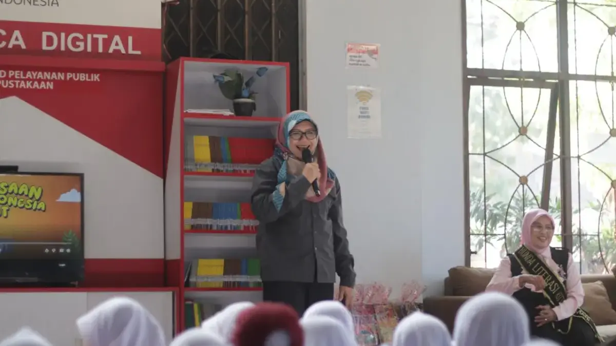 Kepala Disarpusda Kota Cimahi, Dyah Anjuni Lukitosari (Mong)