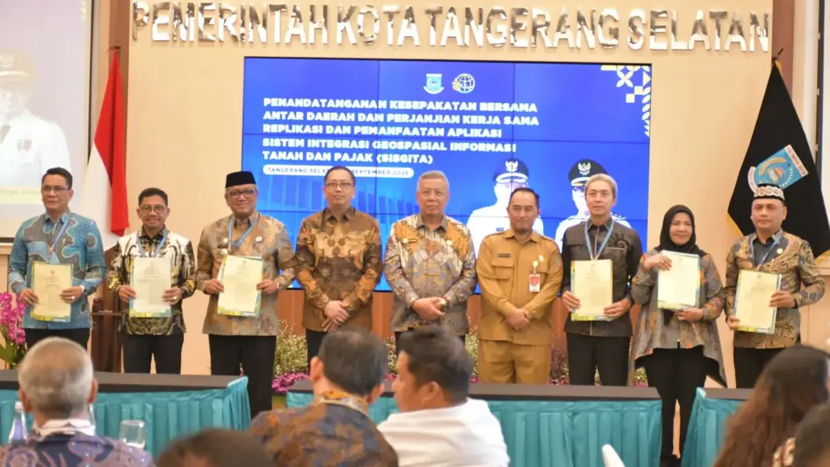 Kota Banjar dan Tangerang Selatan Teken Kerja Sama Pengembangan Potensi Daerah dan Pelayanan Publik Pemkot Kota Banjar bersama Pemkot Tangerang Selatan menyepakati kerjasama dalam pengembangan potensi daerah d