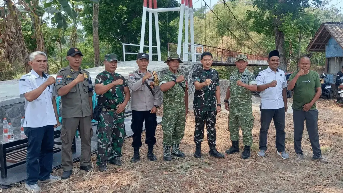 Dandim 0613 Ciamis Tinjau Renovasi Jembatan Gantung Girimukti, Perkuat Akses Ekonomi Warga Sukamukti
