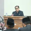 Anggota DPRD Banjar dari Fraksi PKS Budi Kusmono saat menyampaikan pandangan frakso dalam sidang paripurna pem