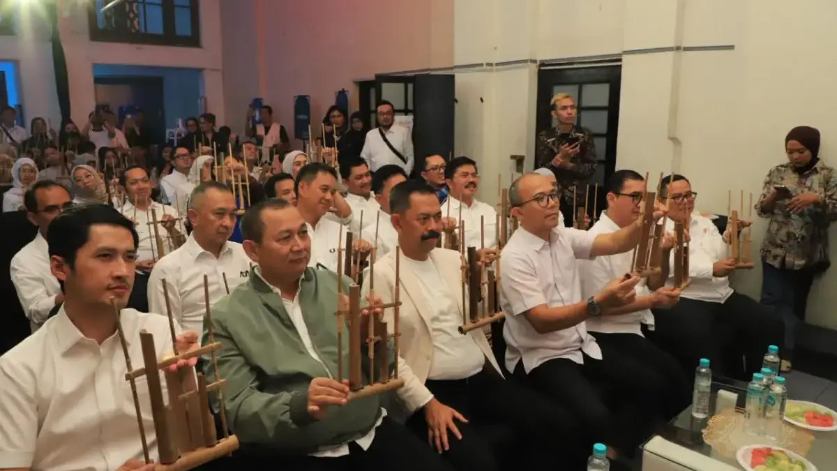 IFG dan Jamkrindo Berkolaborasi Hidupkan Budaya dan Dorong UMKM Naik Kelas IFG dan Jamkrindo Berkolaborasi Hidupkan Budaya dan Dorong UMKM Naik Kelas