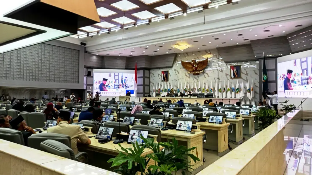 Fraksi Setujui Perampingan OPD Pemprov Jabar Dibahas Tingkat Lanjut Fraksi Setujui Perampingan OPD Pemprov Dibahas Tingkat Lanjut