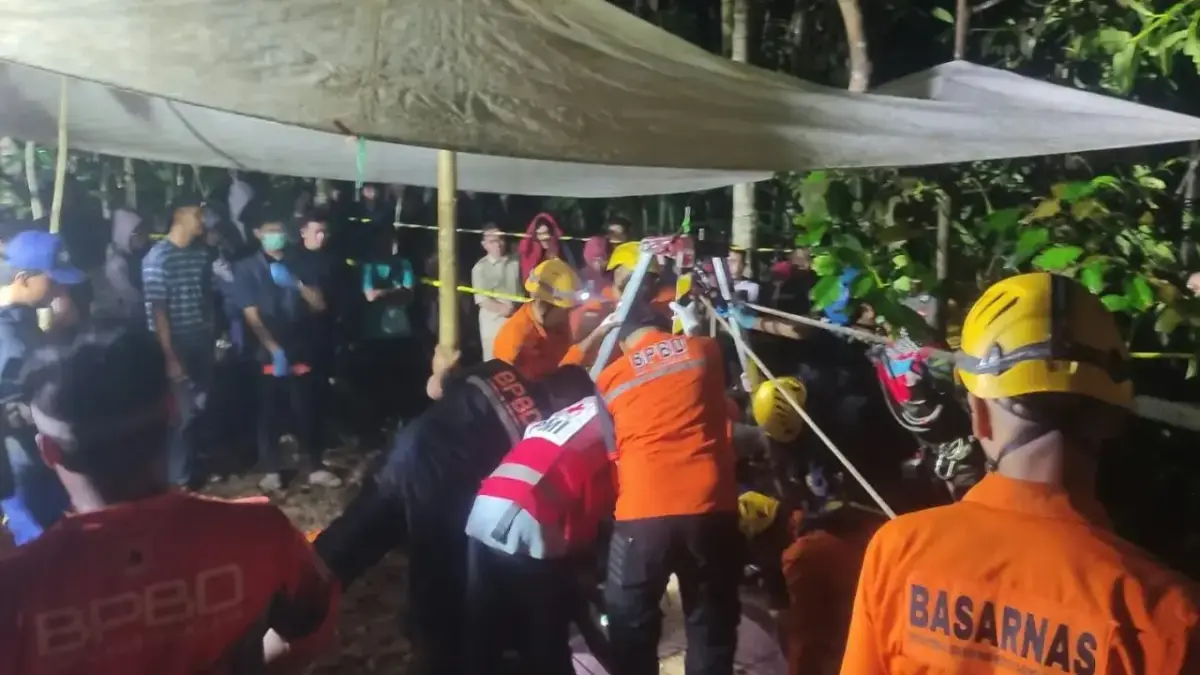 Pria 63 Tahun Ditemukan Tewas di Dasar Sumur Sedalam 19 Meter, Evakuasi Berlangsung Dramatis Pria 63 Tahun Ditemukan Tewas di Dasar Sumur Sedalam 19 Meter, Evakuasi Berlangsung Dramatis