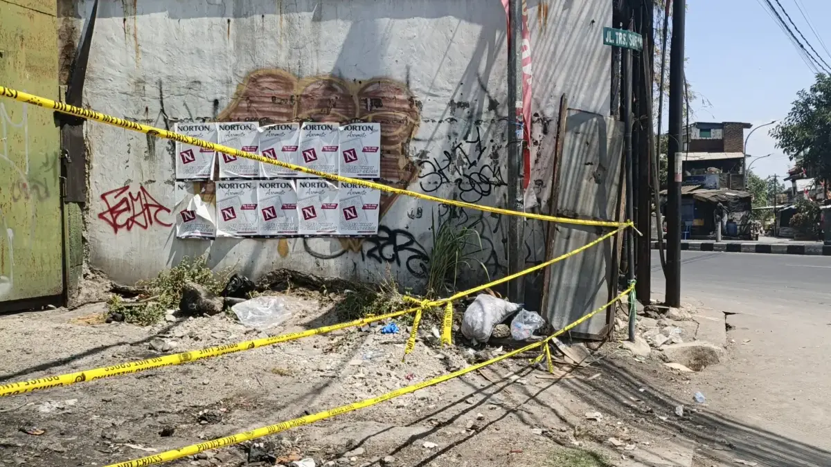Kurang dari 6 Jam, Pelaku yang Buang Mayat dalam Kardus di Bacip Berhasil Diciduk Polisi Dok. TKP penemuan mayat perempuan yang dimasukan ke dalam kardus di wilayah Babakan Ciparay Bandung. Foto. San