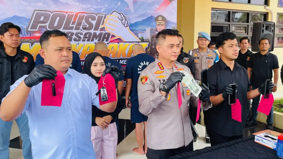 Pinjam Motor Teman Tak Dikembalikan, Polisi Tangkap Pelaku dan 2 Penadah Pinjam Motor Teman Tak Dikembalikan, Polisi Tangkap Pelaku dan 2 Penadah. Foto Agni Ilman Darmawan