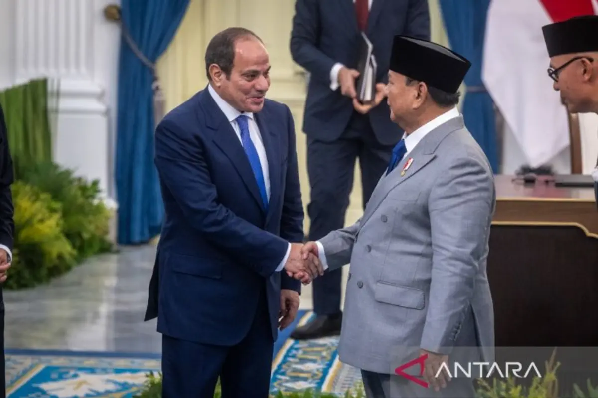 Jaring Diplomasi yang Teruji di Selat Hormuz SELAT HORMUZ