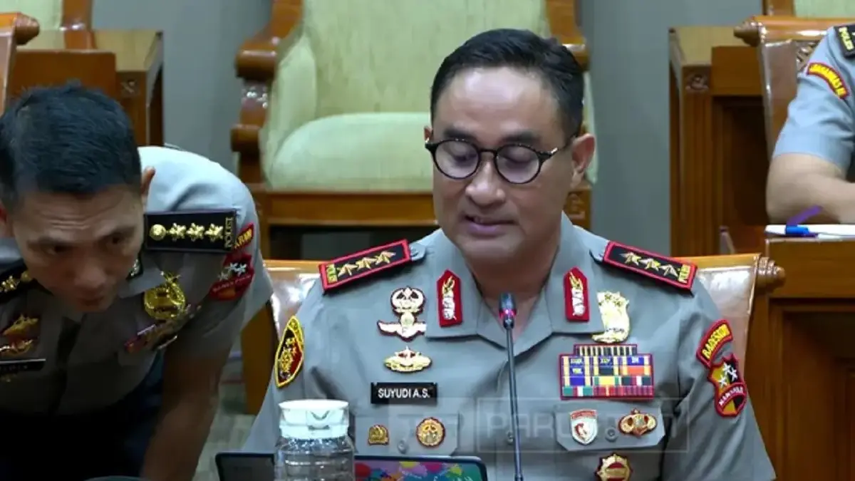DPR RI Setujui Suyudi Ario Seto Gantikan Listyo Sigit Komjen Pol Suyudi Ario Seto saat fit and proper test di DPR RI sebagai calon tunggal Kapolri.-Foto: Parlemen T