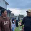 Wakil Bupati saat menjajal lapangan Cisayong