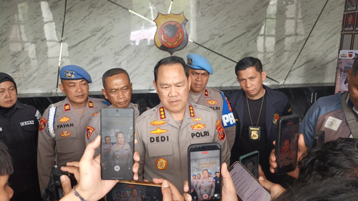 Polisi Tetapkan 13 orang Tersangka dalam Insiden Penyerangan Petugas di Simpang Sulanjana 