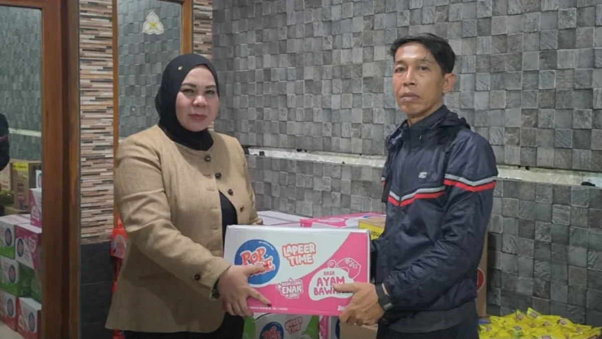 Peduli Korban Puting Beliung, Gerindra KBB Salurkan Sembako dan Uang Tunai