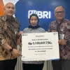 BRI Life melalui BRI Soekarno Hatta Serahkan Klaim AJK KPR Rp1,11 Miliar