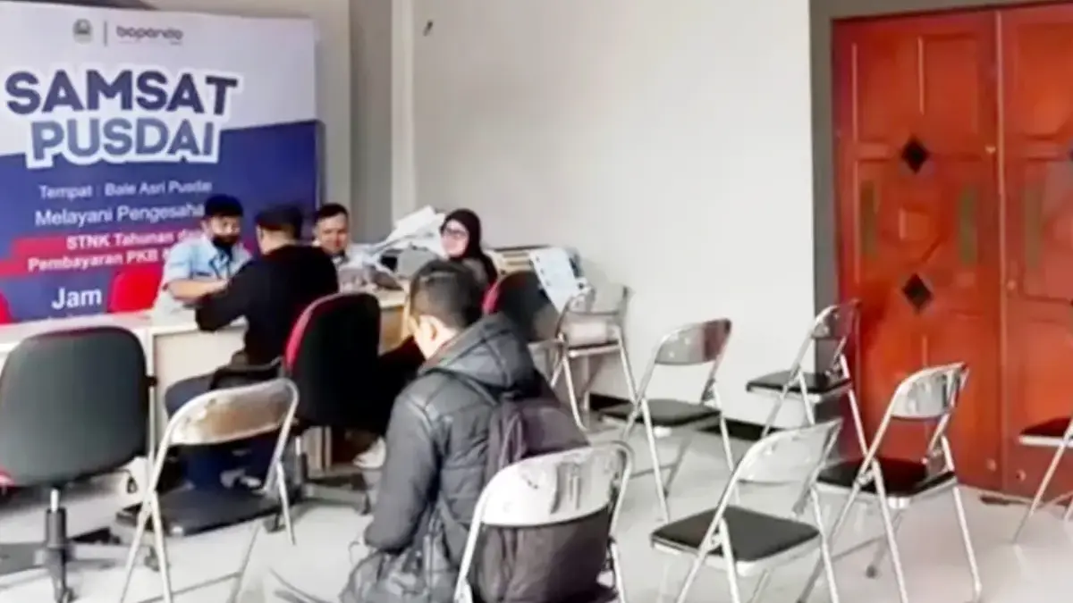 Samsat Pajajaran Pindah ke Bale Asri Pusdai, Mulai Beroperasi Senin Layanan Samsat Pusdai sebelum kini resmi menjadi Kantor Samsat pindahan dari Pajajaran.