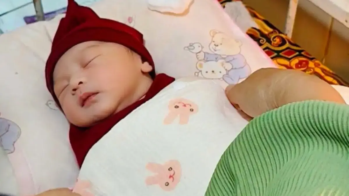 Erin Resarinda Bersyukur Tak Bayar Sepeserpun untuk Persalinan dan Rawat Bayi Kuning Berkat JKN