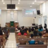 Kapolres Banjar AKBP Didi Dewantoro saat menyerap aspirasi kepada para jemaat gereja Gereja Kristen Indonesia