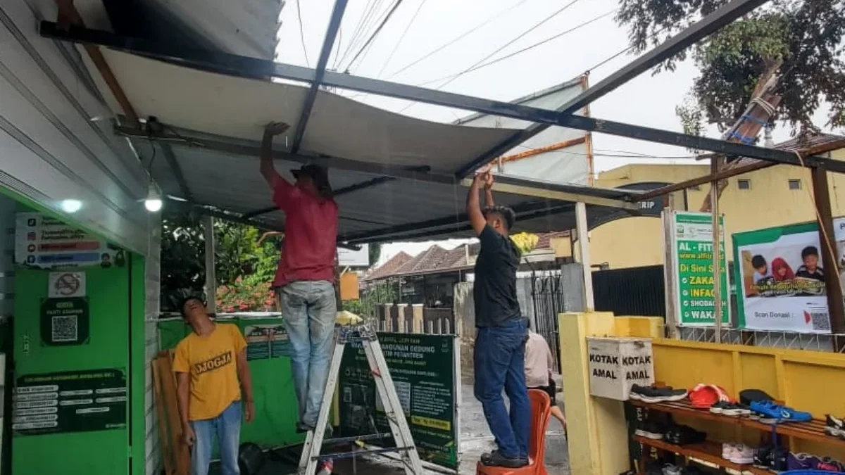 Aksi Nyata Pussenkav Rehab Panti Asuhan dan Kebutuhan Anak Yatim di Bandung Pussenkav bersama Persit Kartika Chandra Kirana Koorkab Pussenkav PG Mabesad menggencarkan langkah nyata di t