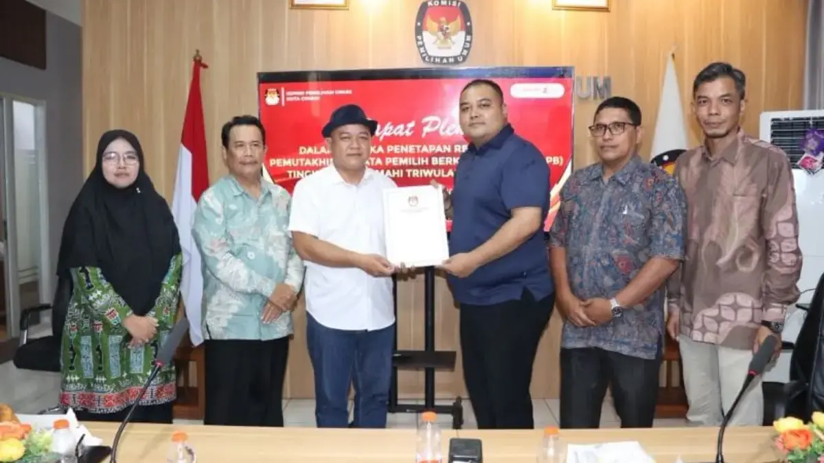 Bawaslu dan KPU Cimahi dalam Rapat Pleno Terbuka Rekapitulasi Pemuktahiran Daftar Pemilih Berkelanjutan (Doc.