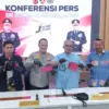 Pengungkapan kasus pencurian Box atau kabel trafict light yang terjadi di Kota Bandung. Jum\'at, (2/10). Foto.