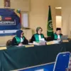 Masyarakat saat menjalani persidangan yang digelar oleh Pengadilan Agama (PA) Ngamprah, Bandung Barat. Dok Hum
