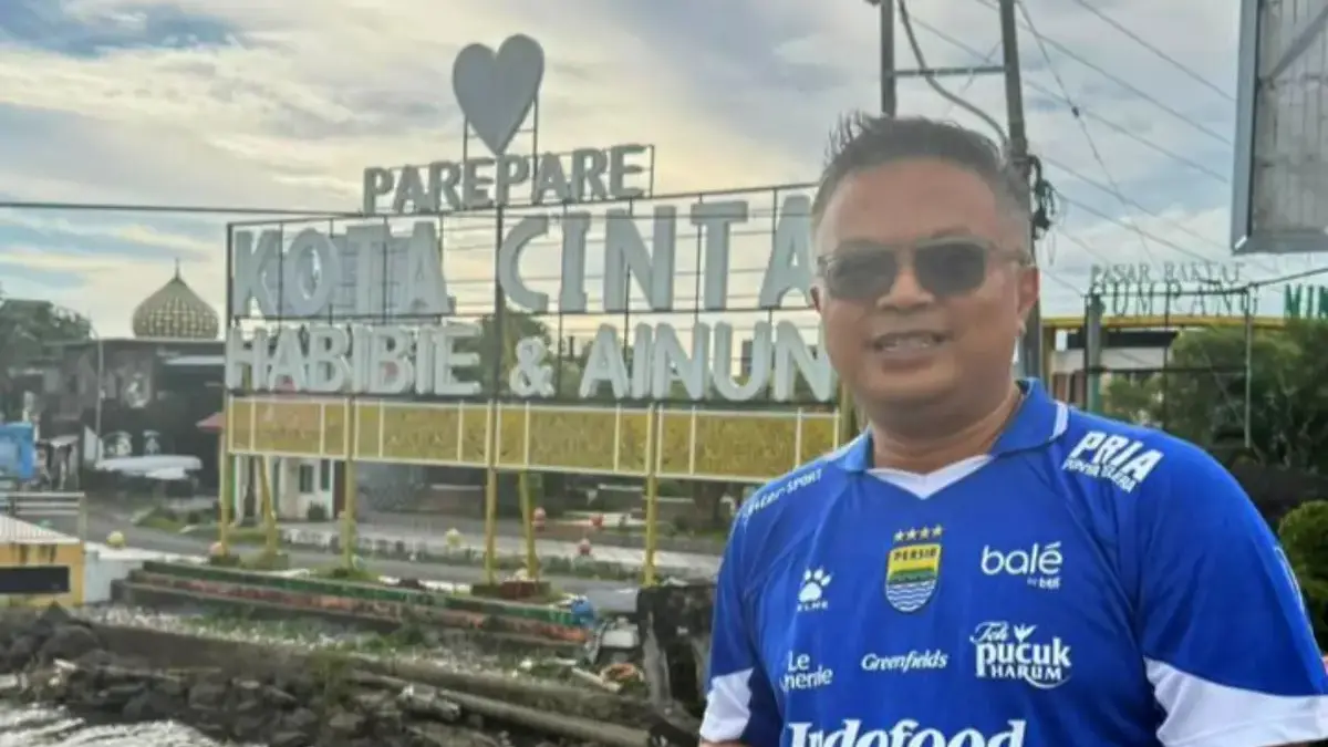 Anggota DPRD Jawa Barat Zaini Shofari