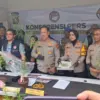 Dok. Pengungkapan kasus Polrestabes Bandung. Jum\'at, (9/10). Foto. Sandi Nugraha.