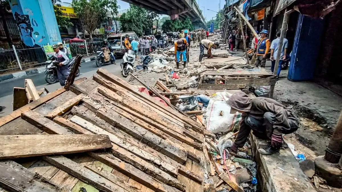 77 Bangunan di Kawasan Pasar Kiaracondong Ditertibkan, Pedagang Belum Dapat Kepastian Relokasi