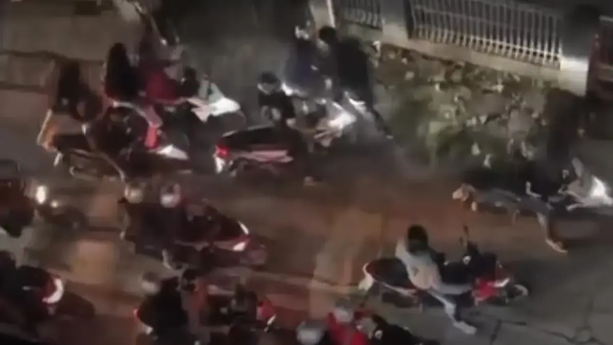 Viral Gerombolan Bermotor Bawa Sajam di Ciparay Bandung, Polisi Buru Pelaku