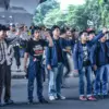Mahasiswa dari sejumlah perguruan tinggi yang tergabung dalam Aliansi BEM SI Kerakyatan Wilayah Jawa Barat mel