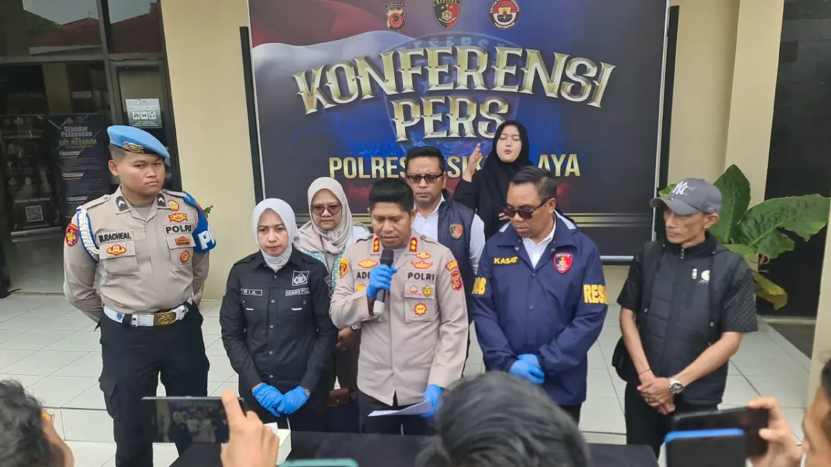 Keji! Ayah Kandung di Tasikmalaya Diduga Rudapaksa Anak Selama 2 Tahun Keji! Ayah Kandung di Tasikmalaya Diduga Rudapaksa Anak Selama 2 Tahun