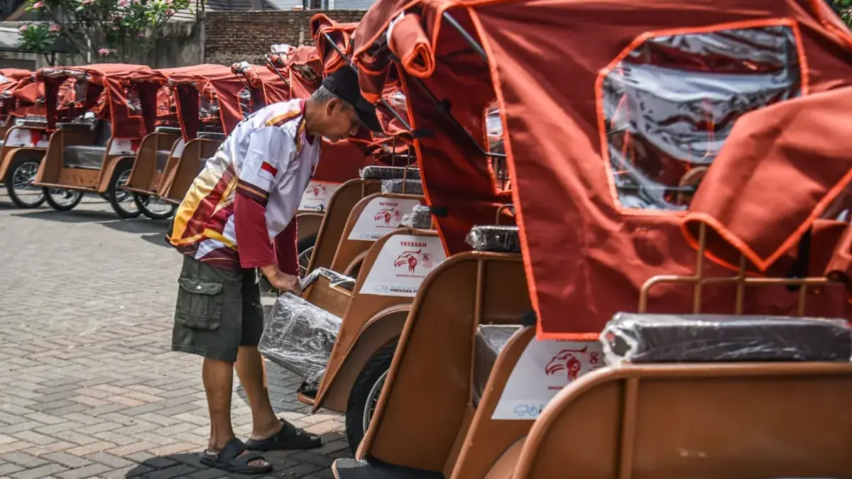 Becak Listrik Bantuan Prabowo di Cimahi Tak Bebas Melintas