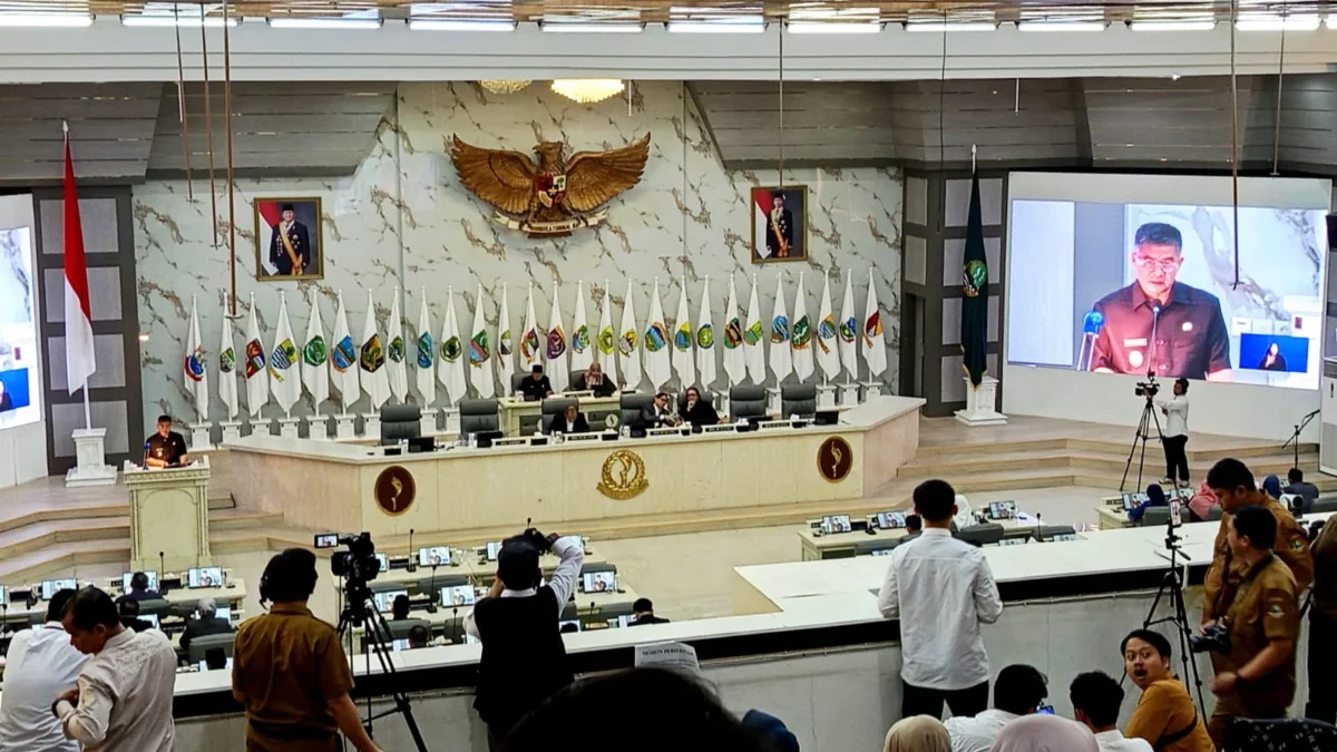 Pembahasan APBD 2027 Bergulir, Pemprov Jabar Rencanakan Bayar Utang Rp 1,67 triliun Pembahasan APBD 2027 Bergulir, Pemprov Jabar Rencanakan Bayar Utang Rp 1,67 triliun