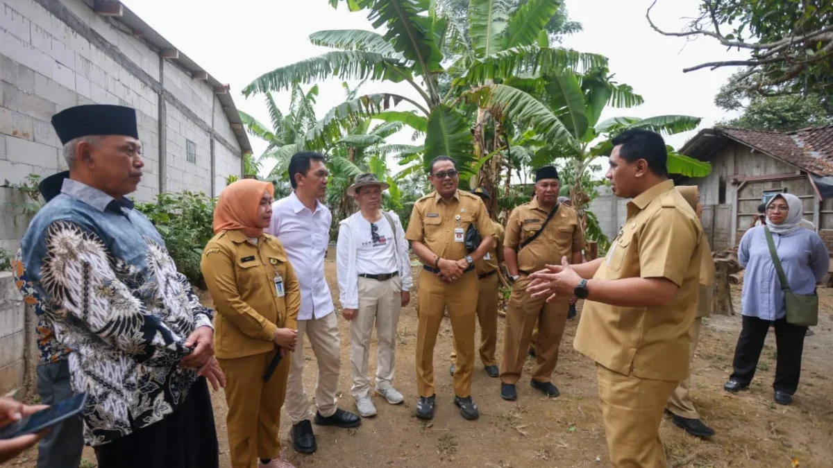 Jaga Air Tanah dari Rumah, Pemprov Jateng Gelorakan Gerakan Sak Omah Sak Sumur Resapan Jaga Air Tanah dari Rumah, Pemprov Jateng Gelorakan Gerakan Sak Omah Sak Sumur Resapan