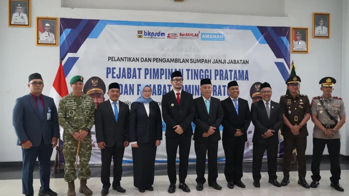 Tiga Pejabat KBB Dilantik, Jeje Optimalkan Kinerja Organisasi Perangkat Daerah Tiga Pejabat KBB Dilantik, Jeje Optimalkan Kinerja Organisasi Perangkat Daerah
