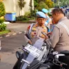 Polda Jabar saat melakukan proses pemeriksaan kelengkapan anggotanya selama Operasi Patuh Lodaya 2026 berlang