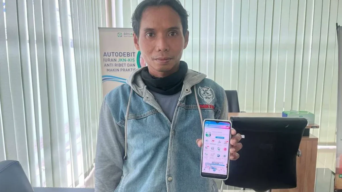 Berkat BPJS Kesehatan Aktif, Anak Ari Bisa Dapat Penanganan Lanjutan Kekhawatiran orang tua saat anak jatuh sakit menjadi pengalaman yang dirasakan Ari Supriatna (37), warga Desa