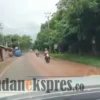 Jalur Cipeundey Licin Akibat Tanah Merah, Dedi Mulyadi: Jangan Tunggu Ada Korban
