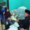 Aisyah, Bayi Penderita Kelainan Bagian Kepalanya Dapat Bantuan dari SD PIT Bhaskara