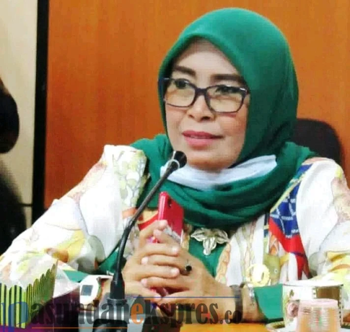 Terjepit, Komisi 1 DPRD Minta Dinas Perhatikan Nasib Nelayan di Pesisir Utara Kabupaten Karawang Terjepit, Komisi 1 DPRD Minta Dinas Perhatikan Nasib Nelayan di Pesisir Utara Kabupaten Karawang