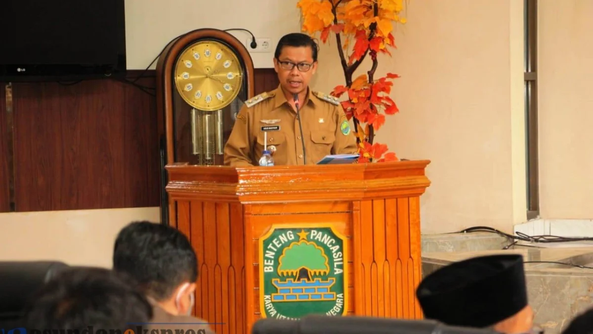 Pendapatan Daerah Tahun 2021 Turun Sebesar Rp 283 Miliar Pendapatan Daerah Tahun 2021 Turun Sebesar Rp 283 Miliar