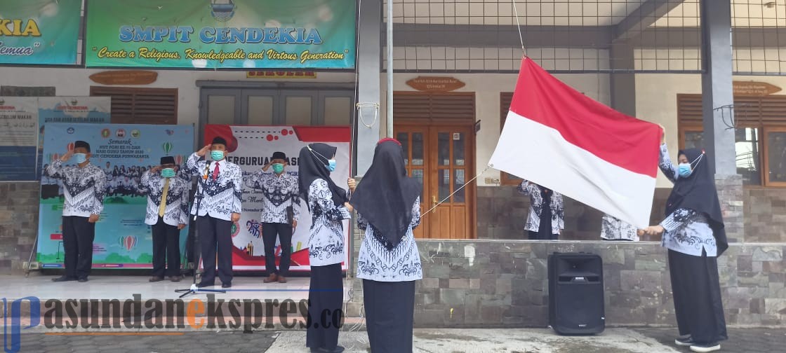 Wakil Ketua PGRI Jabar: Guru Harus Ikhlas Wakil Ketua PGRI Jabar: Guru Harus Ikhlas