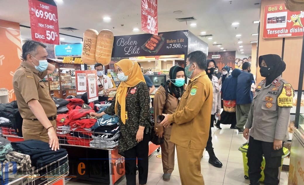 DKUPP Subang Sidak Toko Modern dan Pasar Tradisional DKUPP Subang Sidak Toko Modern dan Pasar Tradisional