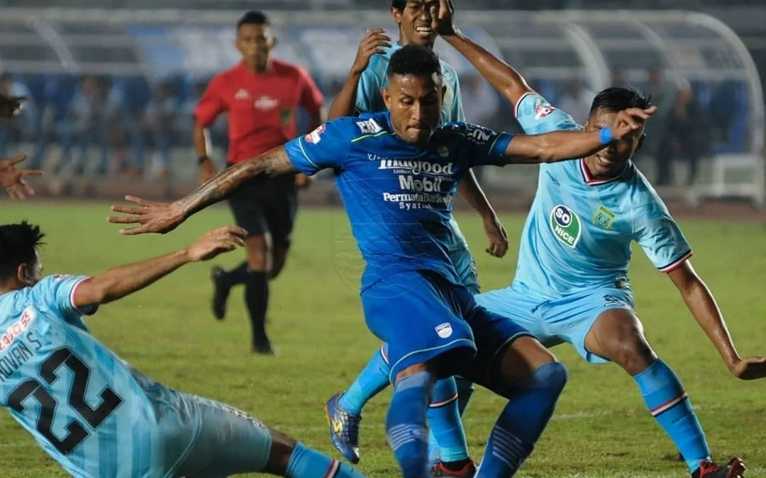 Kompetisi Liga 1 Masih Belum Jelas, PT LIB Masih Berusaha Dapatkan Izin Polri Kompetisi Liga 1 Masih Belum Jelas, PT LIB Masih Berusaha Dapatkan Izin Polri