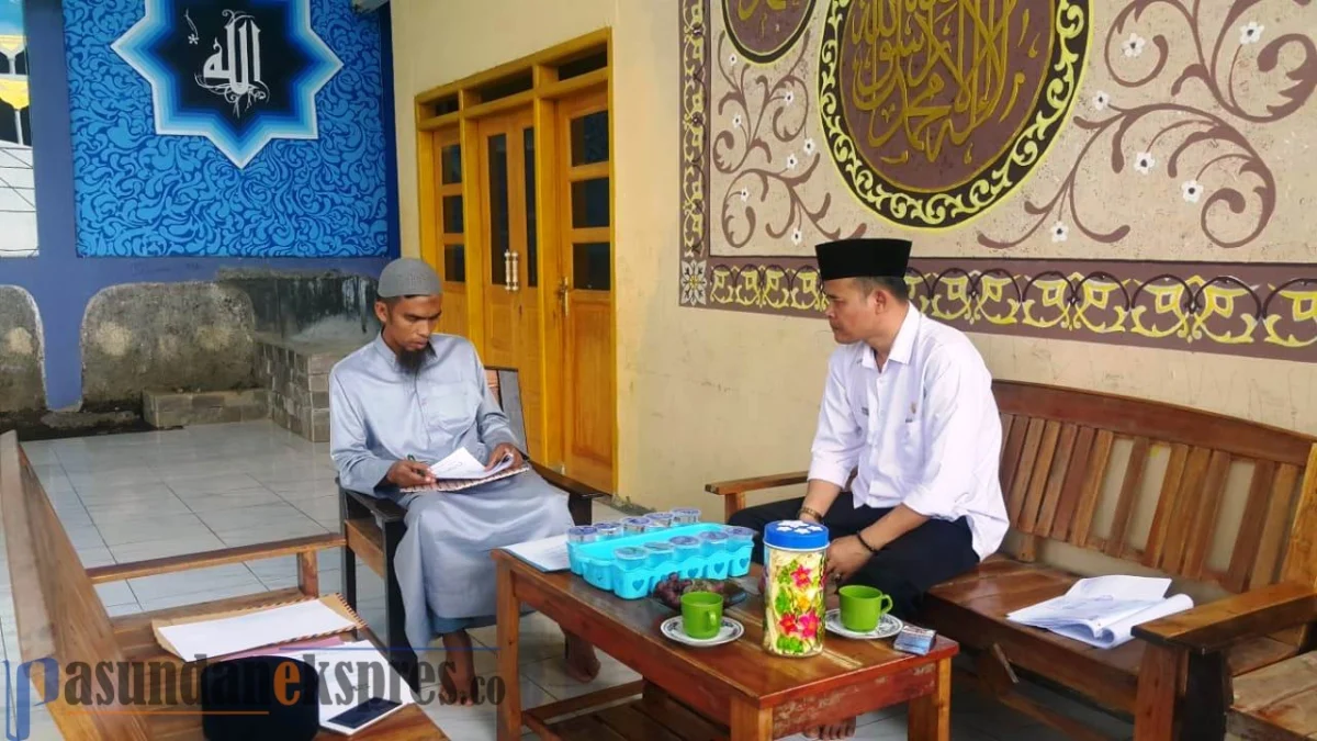 Ponpes Boleh Terima Tamu Asal Terapkan Prokes Ponpes Boleh Terima Tamu Asal Terapkan Prokes