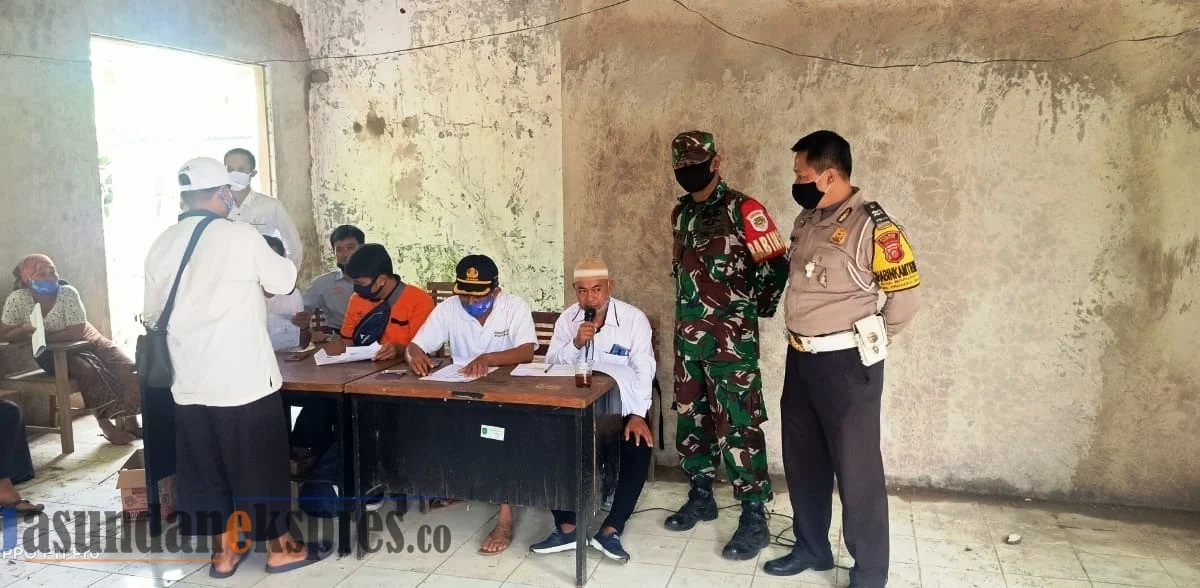 Pemdes Margahayu Salurkan BLT DD Tahap Tujuh