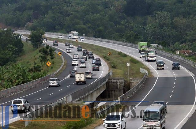 Catat, Kendaraan Jenis Ini Dilarang Masuk Tol Mulai Besok Catat, Kendaraan Jenis Ini Dilarang Masuk Tol Mulai Besok